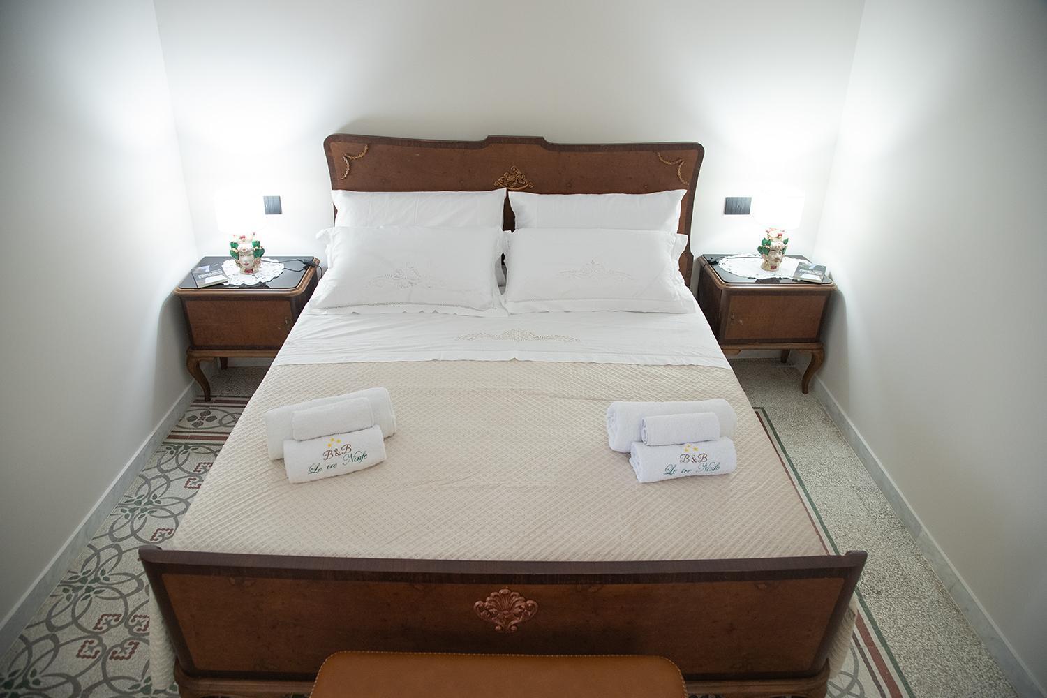 Le Tre Ninfe Cinisi Bed & Breakfast ภายนอก รูปภาพ