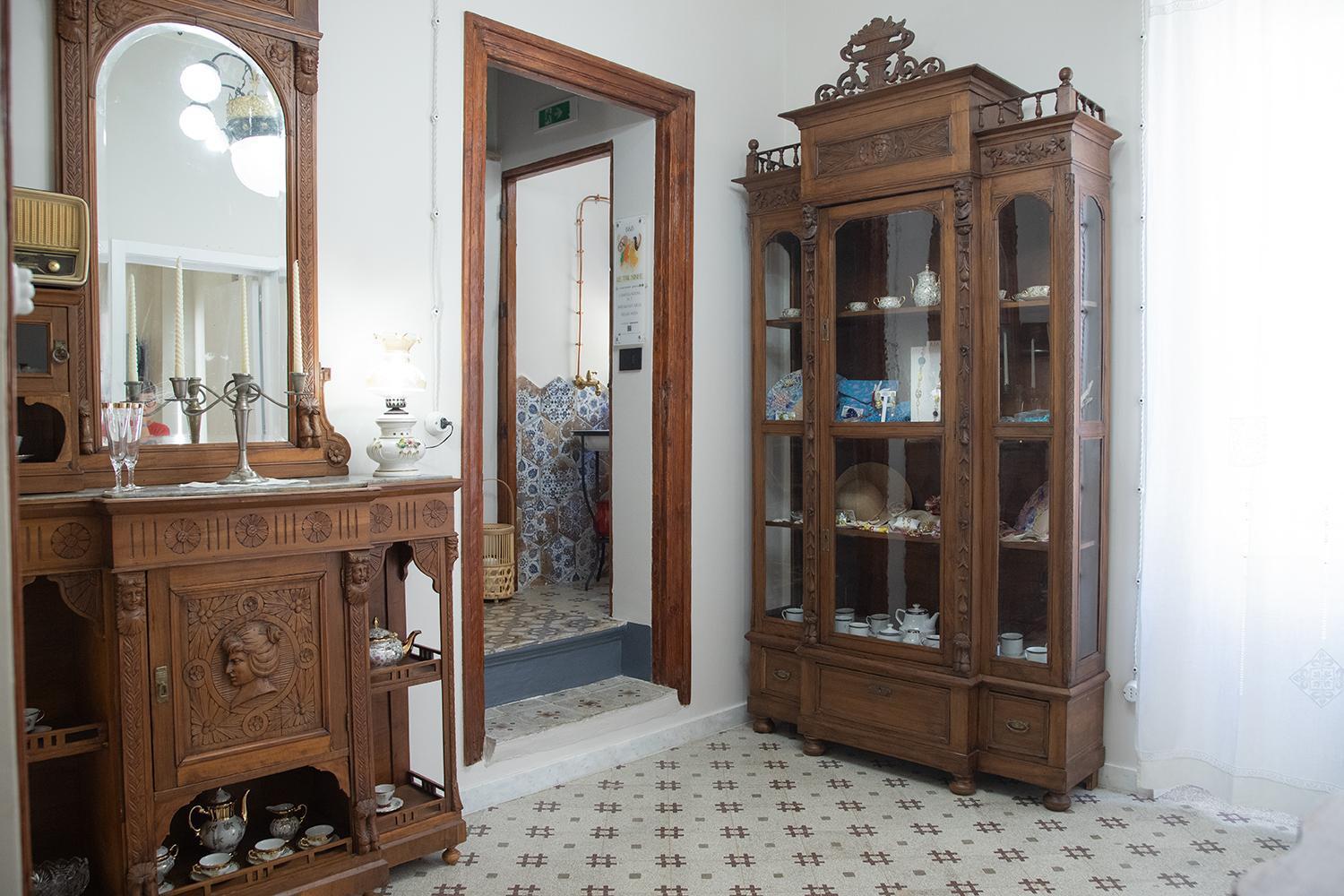 Le Tre Ninfe Cinisi Bed & Breakfast ภายนอก รูปภาพ