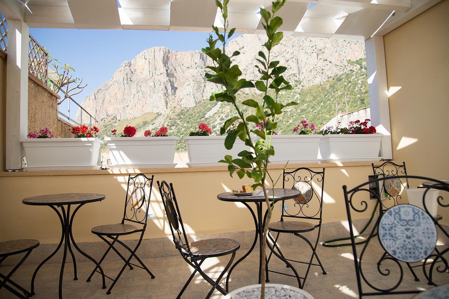 Le Tre Ninfe Cinisi Bed & Breakfast ภายนอก รูปภาพ